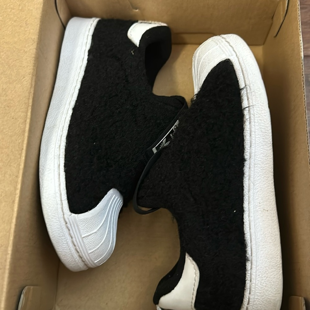 Adidas Superstar 360 I size 8 1/2 kids.